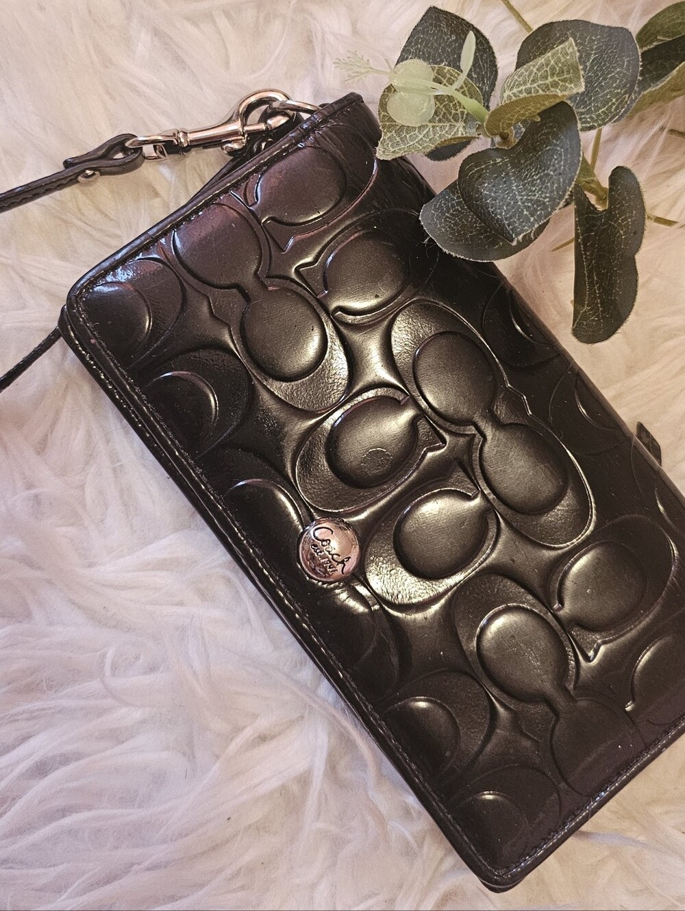 Coach Patent Wristlet /Wallet